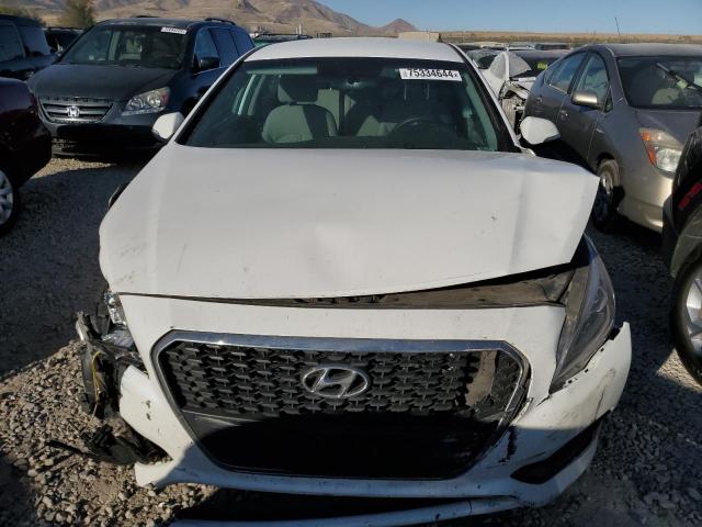 Photo 5 from auction – 2016 HYUNDAI SONATA HYB with VIN KMHE24L15GA014228