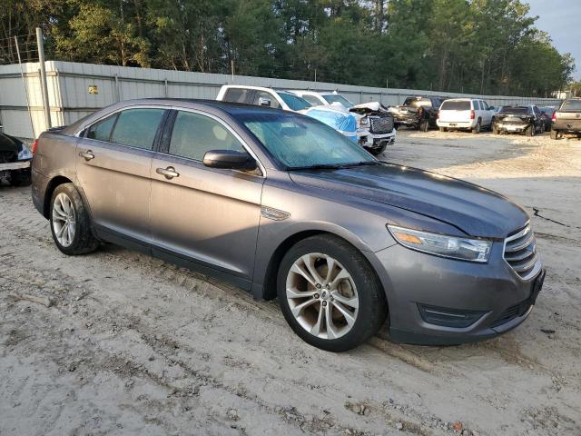 Photo 4 from auction – 2013 FORD TAURUS SEL with VIN 1FAHP2E89DG118365