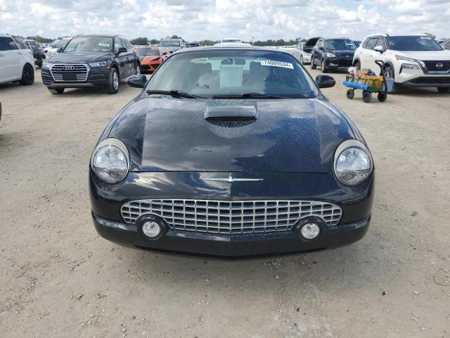 Photo 5 from auction – 2002 FORD THUNDERBIR with VIN 1FAHP60A02Y108168