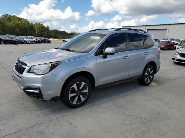 SUBARU FORESTER 2 2017 with VIN JF2SJADC2HH552002 - Photo from auction