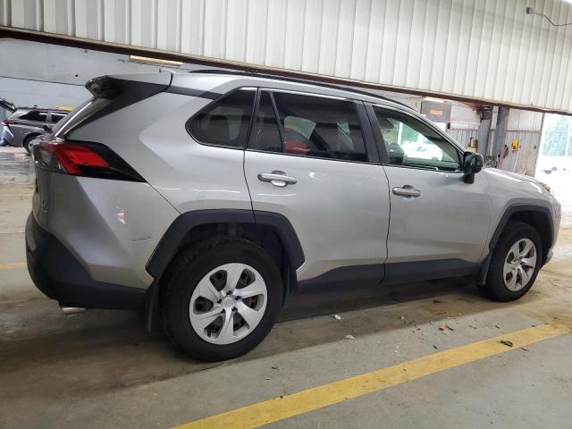 Photo 3 from auction – 2019 TOYOTA RAV4 LE with VIN JTMF1RFV4KJ017296
