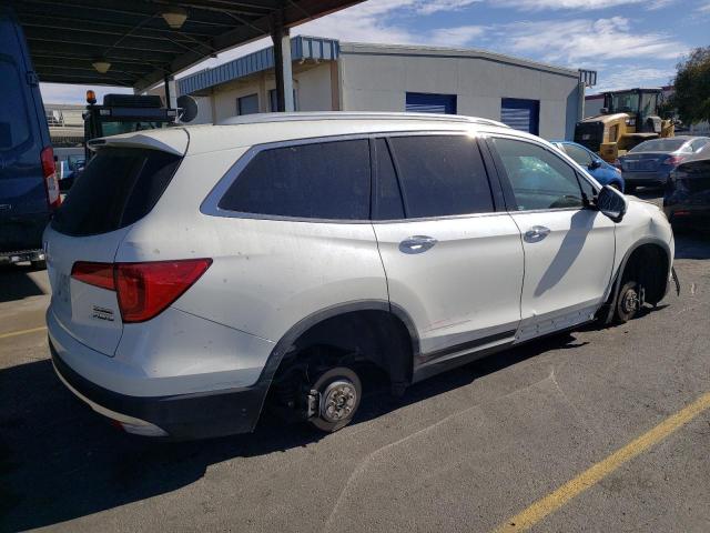 Photo 3 from auction – 2017 HONDA PILOT TOUR with VIN 5FNYF6H9XHB074630