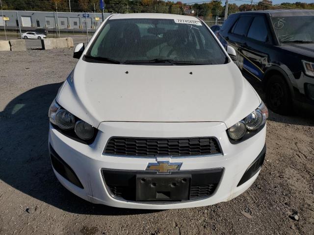 Photo 5 from auction – 2015 CHEVROLET SONIC LS with VIN 1G1JA5SG0F4118892