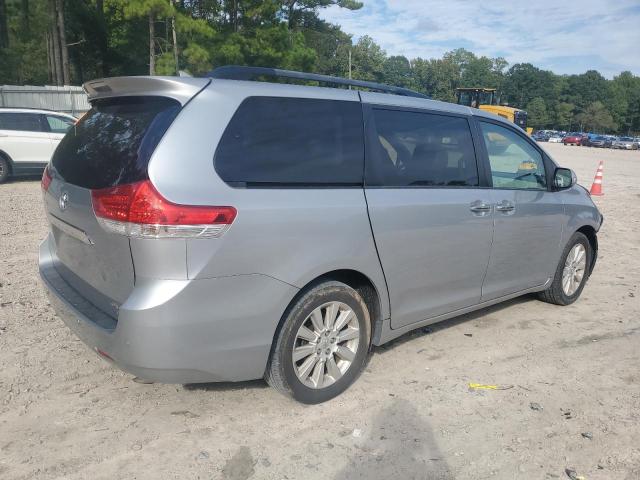 Photo 3 from auction – 2014 TOYOTA SIENNA L with VIN 5TDDK3DCXES090246