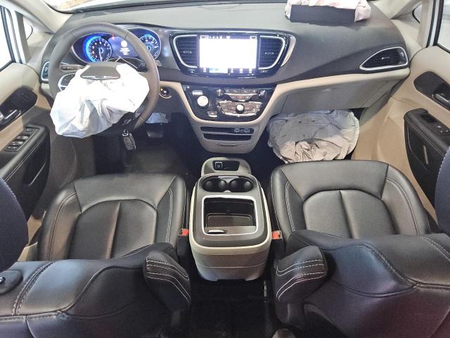 Photo 8 from auction – 2024 CHRYSLER PACIFICA T with VIN 2C4RC1BG6RR154634
