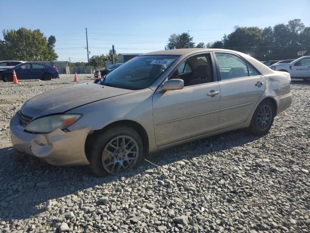 TOYOTA CAMRY LE 2004 with VIN 4T1BE32K74U831001 - Photo from auction