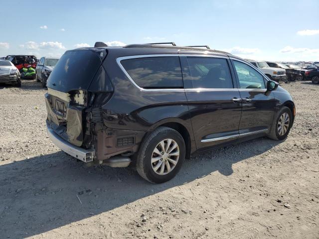 Photo 3 from auction – 2017 CHRYSLER PACIFICA T with VIN 2C4RC1BG6HR569225