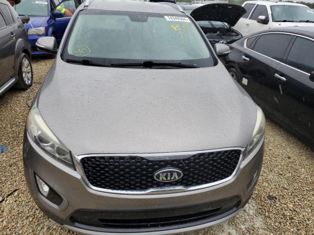 Photo 5 from auction – 2016 KIA SORENTO EX with VIN 5XYPH4A52GG099336