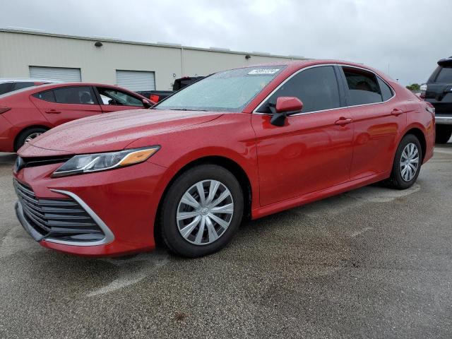 TOYOTA CAMRY LE 2023 with VIN 4T1C31AK4PU050506 - Photo from auction