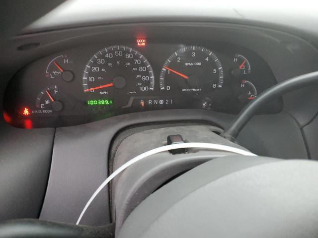 Photo 9 from auction – 2000 FORD F150 with VIN 1FTRX17L6YNB44420