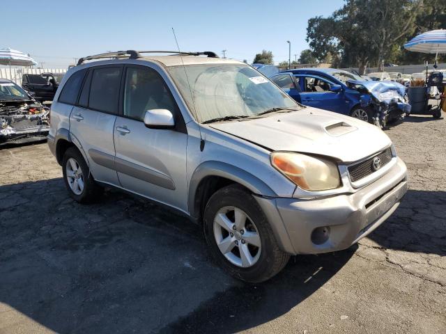 Photo 4 from auction – 2005 TOYOTA RAV4 with VIN JTEGD20V150093821