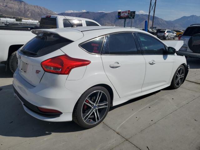 Foto 3 de la subasta – 2018 FORD FOCUS ST con VIN 1FADP3L91JL325366