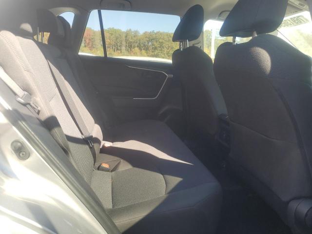 Photo 11 from auction – 2022 TOYOTA RAV4 LE with VIN 2T3G1RFV6NC281910