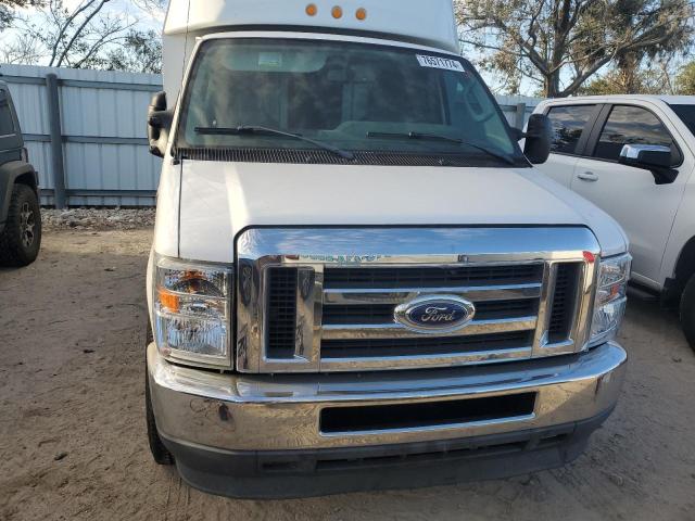 Photo 5 from auction – 2021 FORD ECONOLINE with VIN 1FDWE3FN0MDC18918