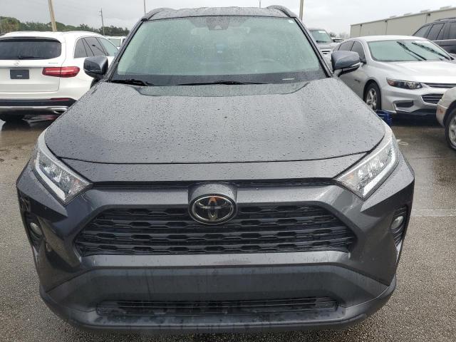 Photo 5 from auction – 2021 TOYOTA RAV4 XLE with VIN 2T3W1RFV7MC106883