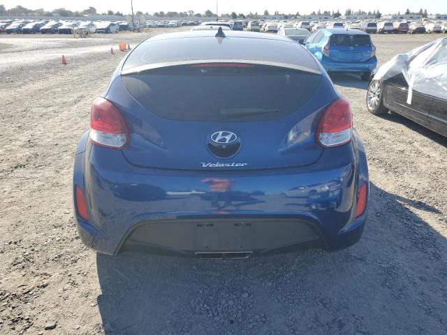 Foto 6 de la subasta – 2016 HYUNDAI VELOSTER con VIN KMHTC6AD0GU287573