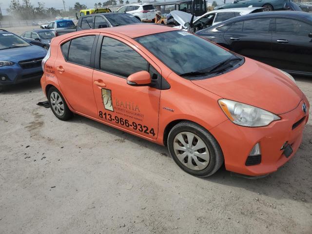 Photo 4 from auction – 2013 TOYOTA PRIUS C with VIN JTDKDTB32D1033068
