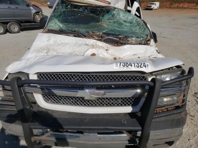 Photo 11 from auction – 2004 CHEVROLET SILVERADO with VIN 1GCJK33U64F182241