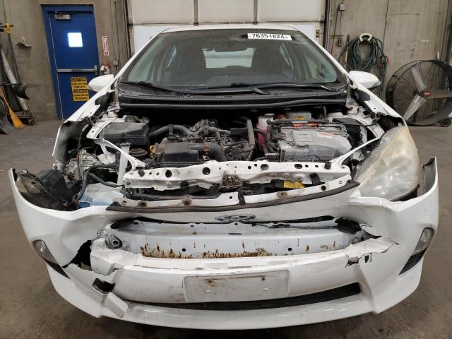 Photo 5 from auction – 2012 TOYOTA PRIUS C with VIN JTDKDTB38C1514313