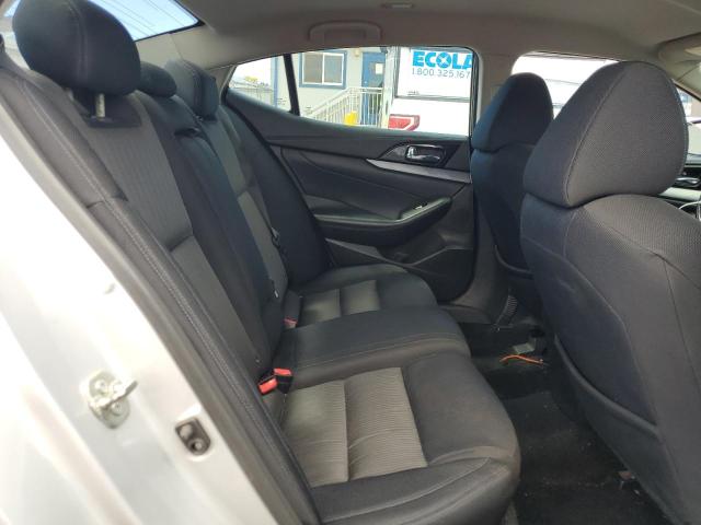 Photo 10 from auction – 2016 NISSAN MAXIMA 3.5 with VIN 1N4AA6AP0GC414989