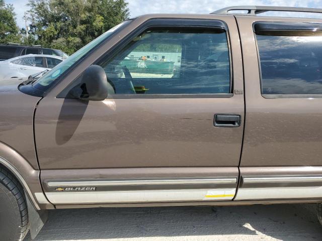 Photo 13 from auction – 1998 CHEVROLET BLAZER with VIN 1GNCS13W7W2110142