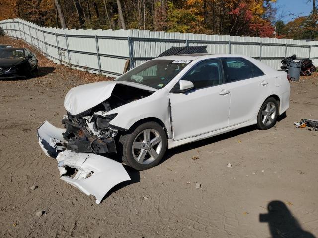TOYOTA CAMRY L 2014 with VIN 4T1BF1FK9EU847231 - Photo from auction