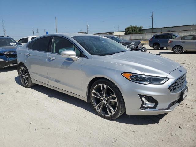 Photo 4 from auction – 2019 FORD FUSION TIT with VIN 3FA6P0D9XKR220656