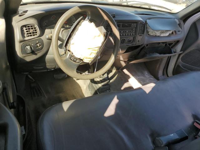 Photo 8 from auction – 2001 FORD F150 with VIN 1FTRX18L51NB12322