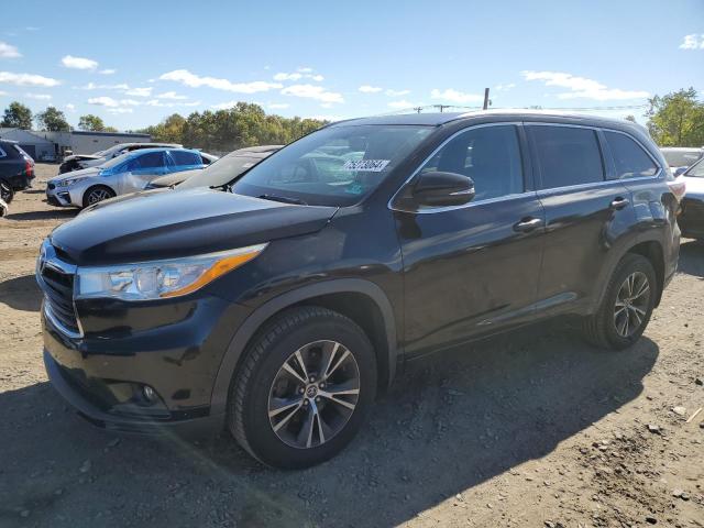 TOYOTA HIGHLANDER 2016 with VIN 5TDJKRFH6GS227975 - Photo from auction