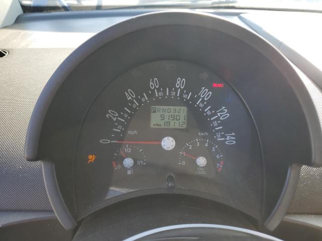 Photo 9 from auction – 2002 VOLKSWAGEN NEW BEETLE with VIN 3VWCK21C52M445858