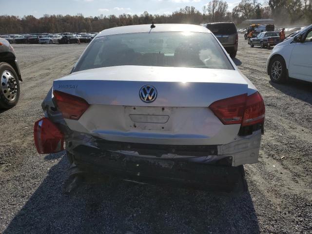 Photo 6 from auction – 2013 VOLKSWAGEN PASSAT S with VIN 1VWAP7A38DC032469