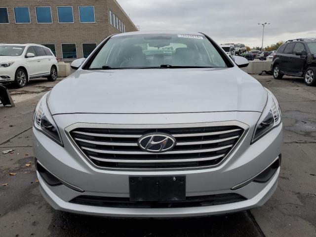 Photo 5 from auction – 2017 HYUNDAI SONATA SE with VIN 5NPE24AF9HH540357