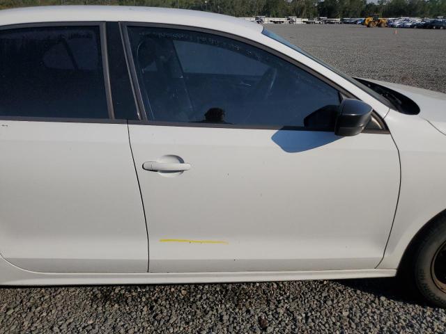 Photo 12 from auction – 2015 VOLKSWAGEN JETTA BASE with VIN 3VW2K7AJ4FM311937