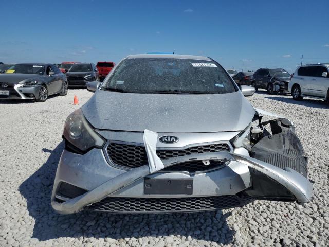 Photo 5 from auction – 2016 KIA FORTE LX with VIN KNAFX4A68G5470321