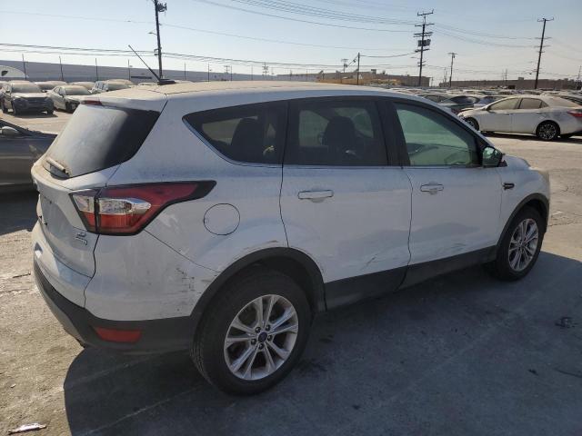 Photo 3 from auction – 2017 FORD ESCAPE SE with VIN 1FMCU0GD2HUB02877