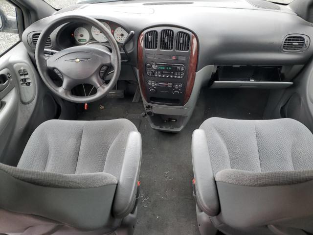 Photo 8 from auction – 2004 CHRYSLER TOWN & COU with VIN 1C4GP45R94B585681