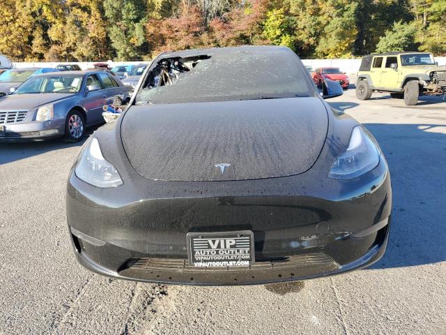 Снимка 5 от търг – 2023 TESLA MODEL Y с VIN 7SAYGDEE5PF851414