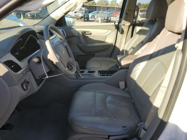 Photo 7 from auction – 2017 CHEVROLET TRAVERSE L with VIN 1GNKRFKD7HJ347405