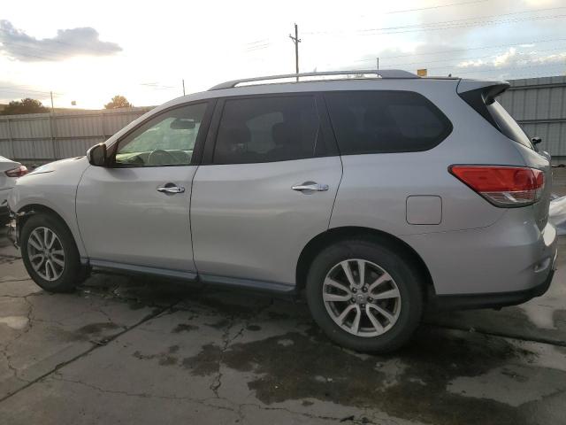 Photo 2 from auction – 2015 NISSAN PATHFINDER with VIN 5N1AR2MN1FC617955