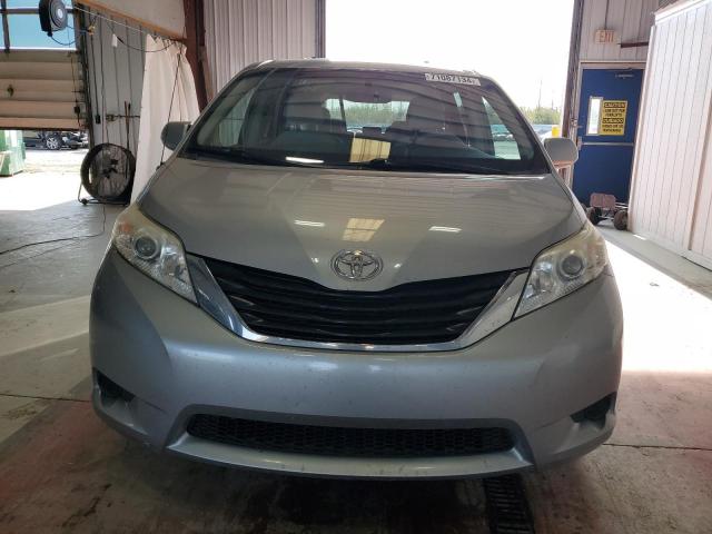Photo 5 from auction – 2011 TOYOTA SIEANNA with VIN 5TDKK3DC7BS163978