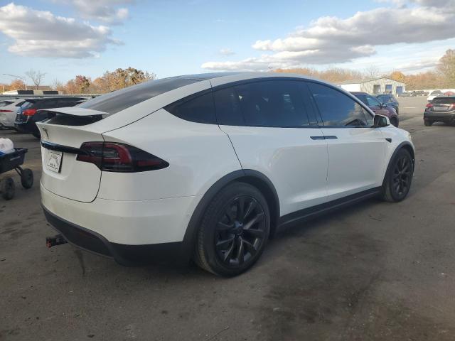 Photo 3 from auction – 2022 TESLA MODEL X with VIN 7SAXCBE57NF341297
