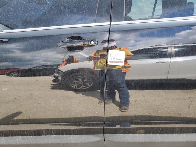Photo 13 from auction – 2017 GMC TERRAIN SL with VIN 2GKALMEK2H6186158