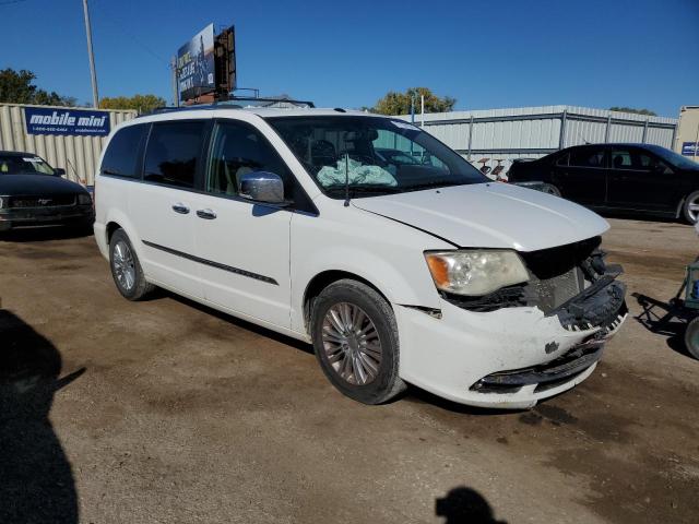 Photo 4 from auction – 2011 CHRYSLER TOWN & COU with VIN 2A4RR6DGXBR616041