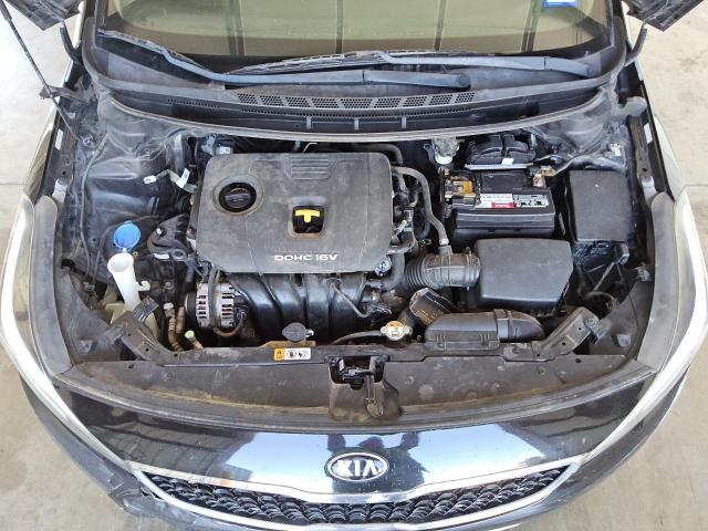Photo 11 from auction – 2017 KIA FORTE LX with VIN 3KPFK4A73HE095129