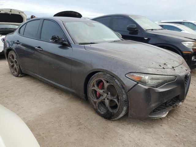 Photo 4 from auction – 2018 ALFA ROMEO GIULIA with VIN ZARFAEBN3J7595289