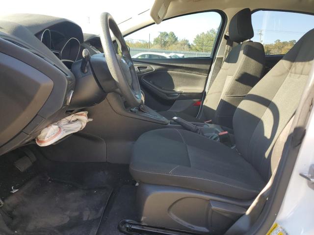 Foto 7 de la subasta – 2018 FORD FOCUS S con VIN 1FADP3E20JL238459