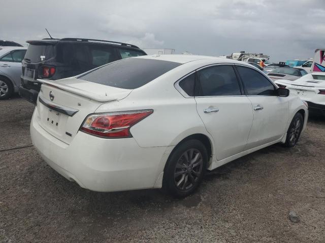 Foto 3 de la subasta – 2015 NISSAN ALTIMA 2.5 con VIN 1N4AL3AP1FC592935