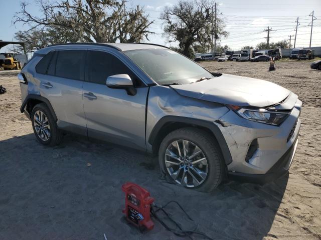 Photo 4 from auction – 2019 TOYOTA RAV4 XLE P with VIN 2T3C1RFV1KW044010