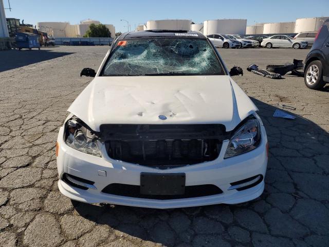 Photo 5 from auction – 2011 MERCEDES-BENZ C 300 with VIN WDDGF5EB7BF627773