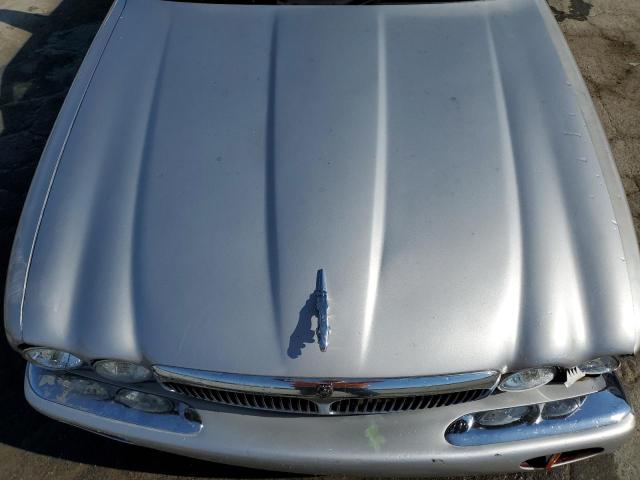 Photo 11 from auction – 2000 JAGUAR XJ8 with VIN SAJDA14C9YLF17465